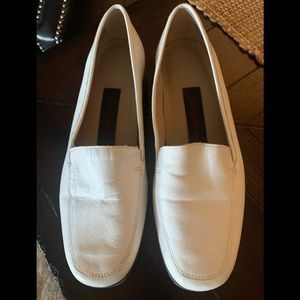Easy Spirit white leather loafer